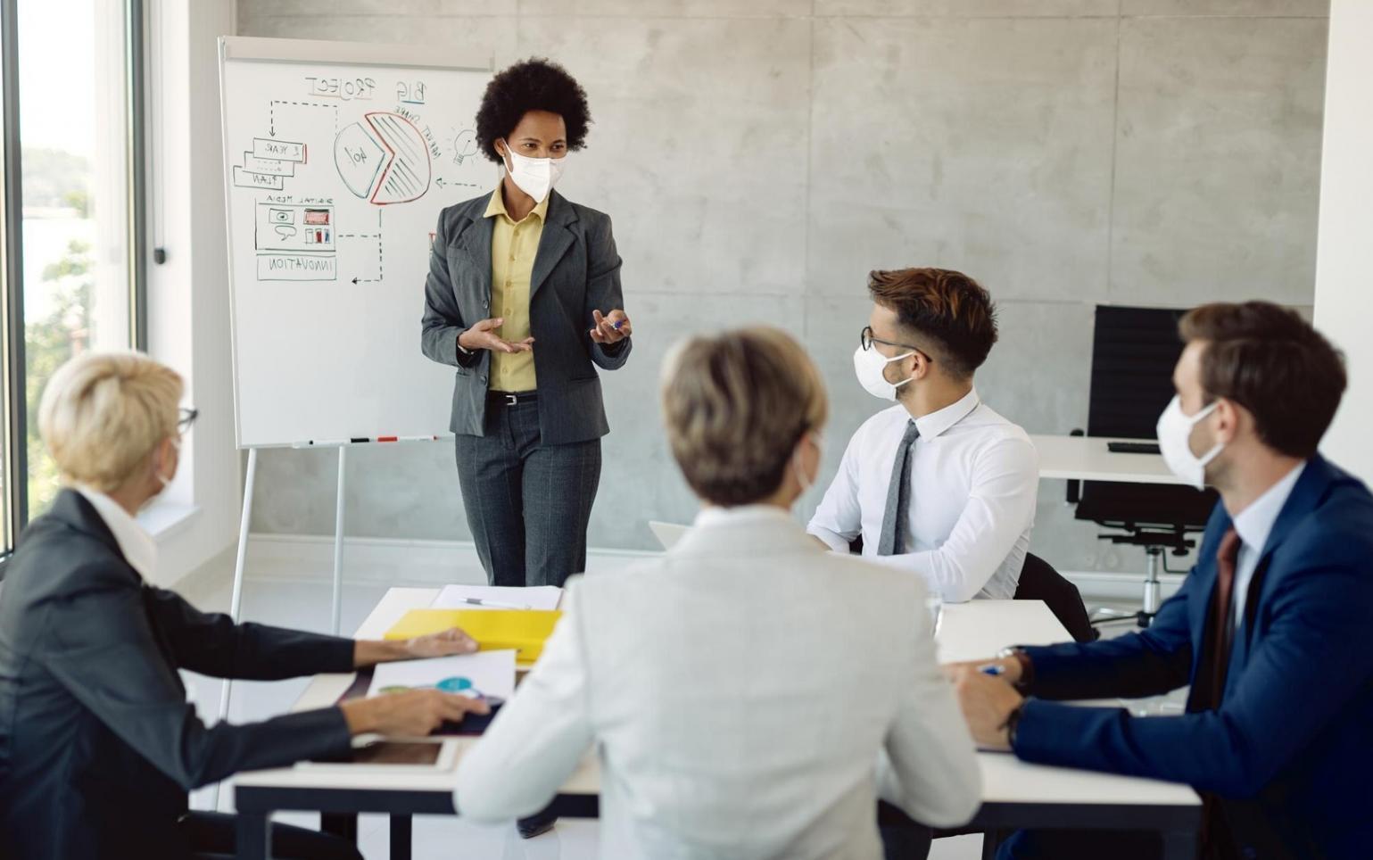Gruppo di lavoro su sviluppo personaggi investigativi